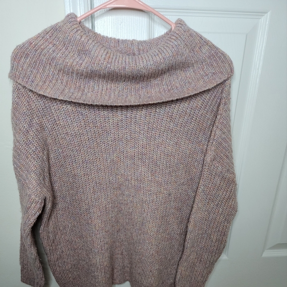 a.n.a - Picture 2 of 4